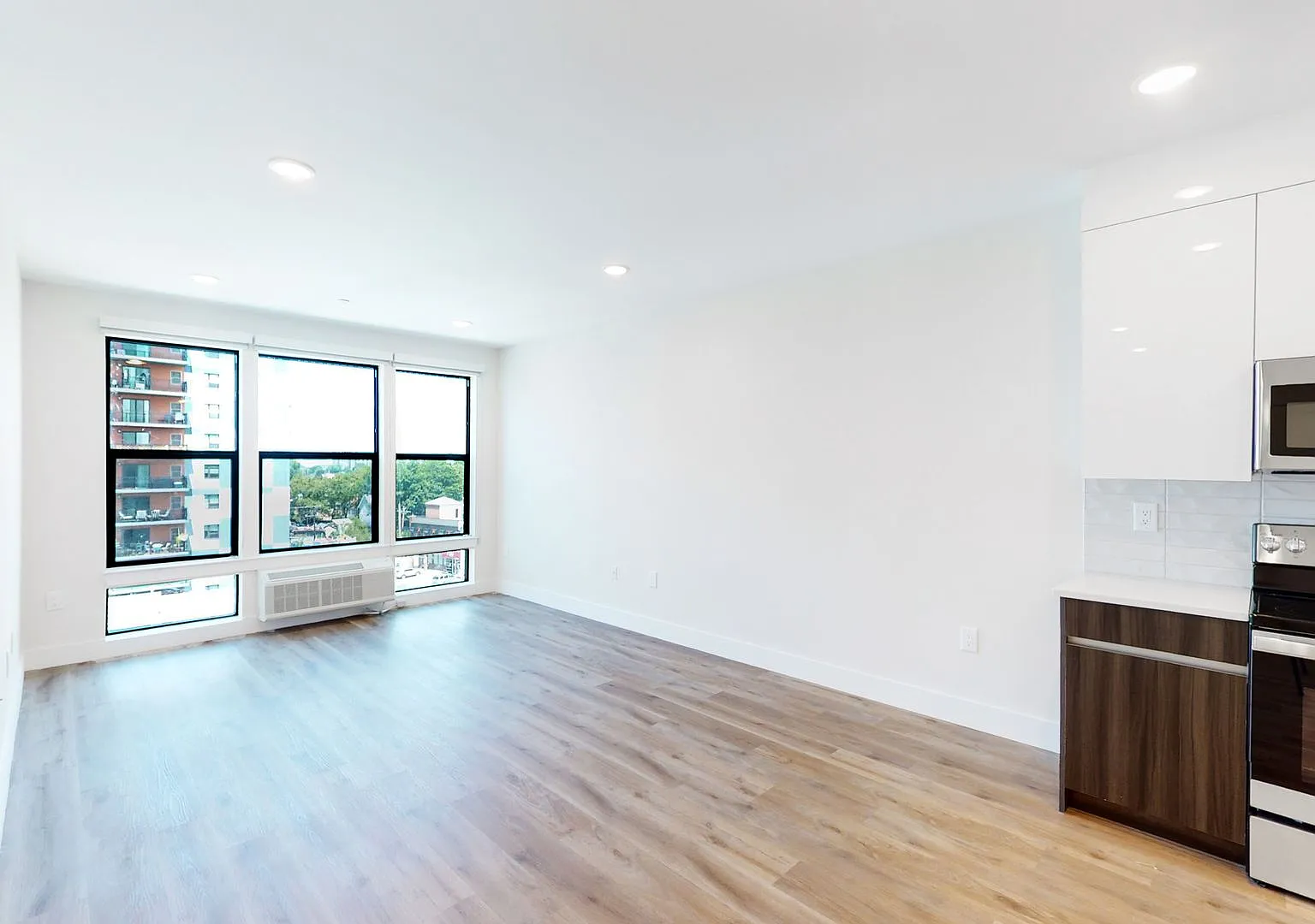 The Meadowside — Photo 1