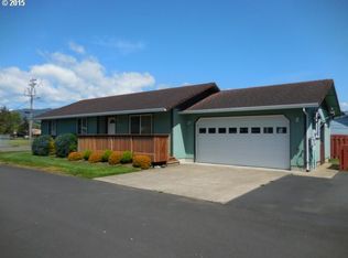 3611 Alder Ln, Tillamook, OR