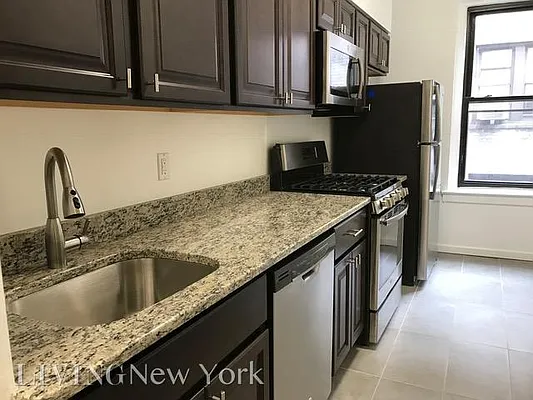 Rented by Living New York | media 6