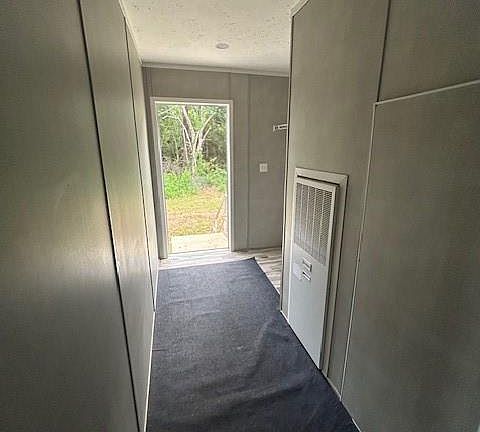 3rd image of 15480 Findley Rd