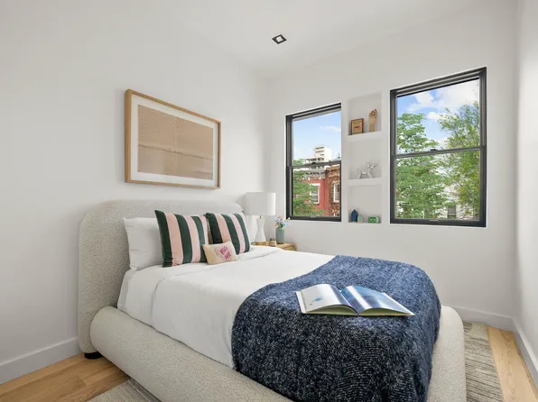 232 27th Street image 9 of 14