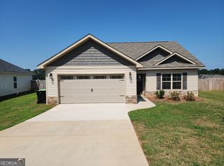 202 Red Tail Cir, Byron, GA 31008