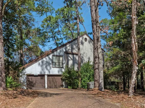 9036 Woodrun Rd, Pensacola, FL 32514