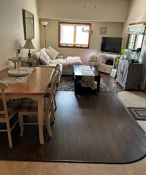 39 Wenwood Dr — Photo 2