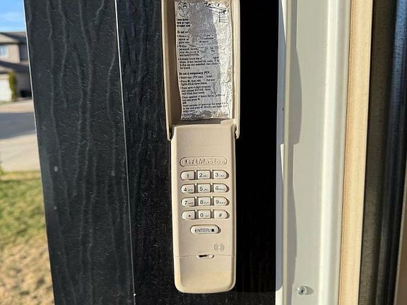 5th image of 6802 50th Ave #10