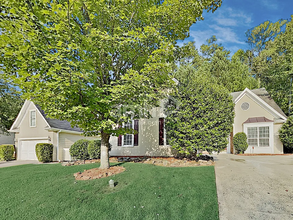 2319 Clipper Ln
