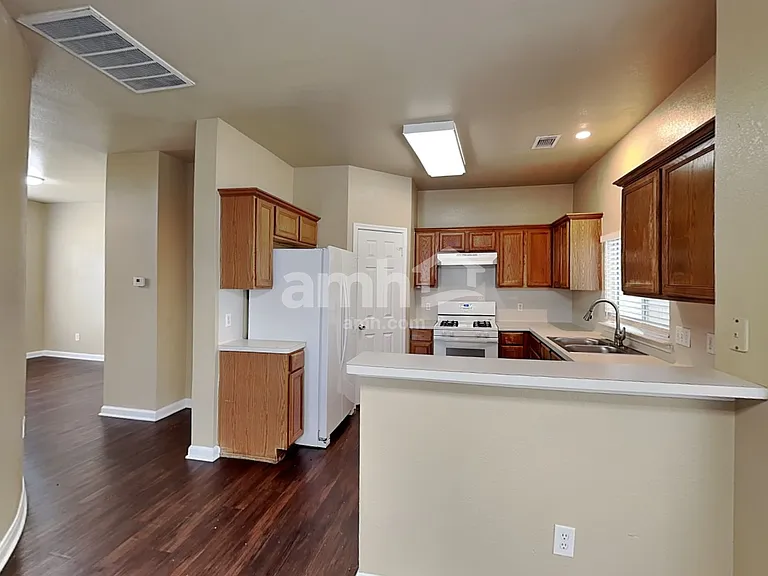 3608 Cheyenne St — Photo 3