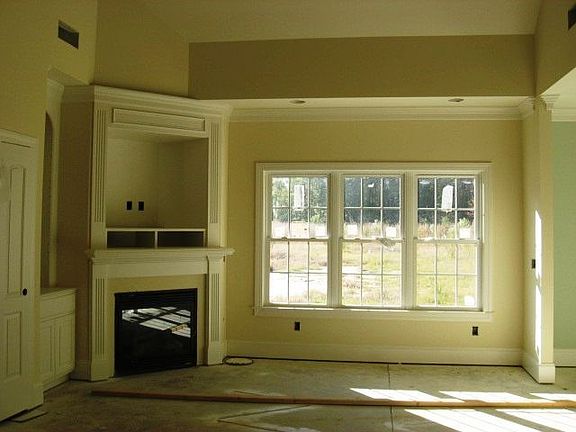 Great Room with Fireplace