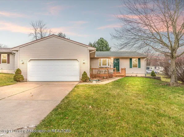 115 Thornway St, Potterville, MI 48876