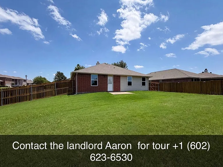 722 Hanceville Way — Photo 3