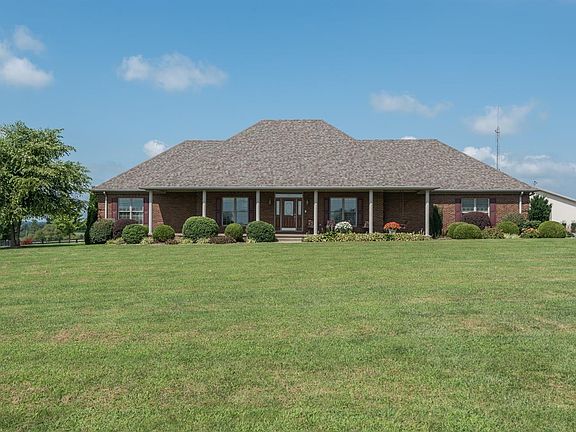 3rd image of 847 Locklin Ln