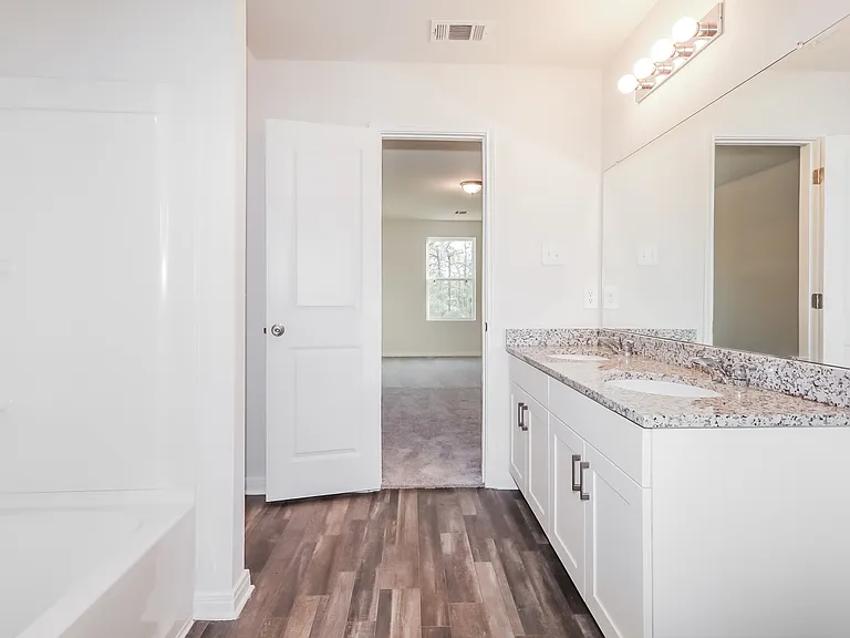 15763 Del Norte Dr — Photo 10