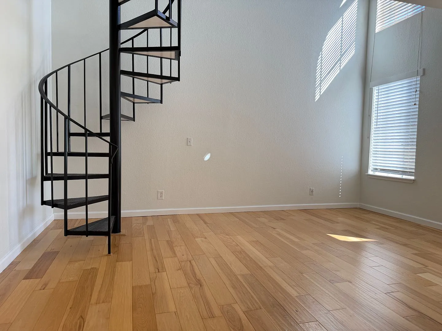 MV Loft Condo Available Now! — Photo 3