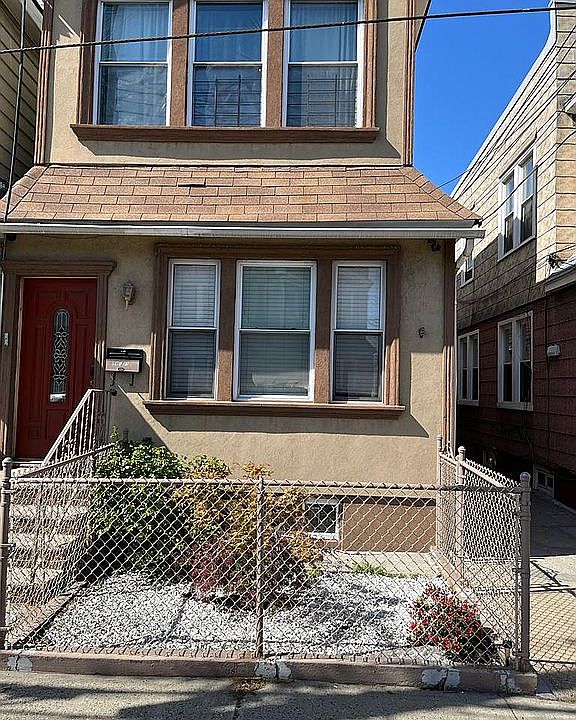 1st image of 5821 58th Ave