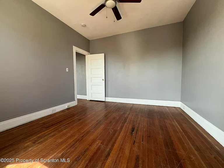 2087 N Main Ave #2 — Photo 8