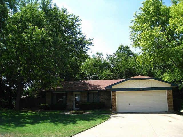1st image of 2809 Enchanted Cir