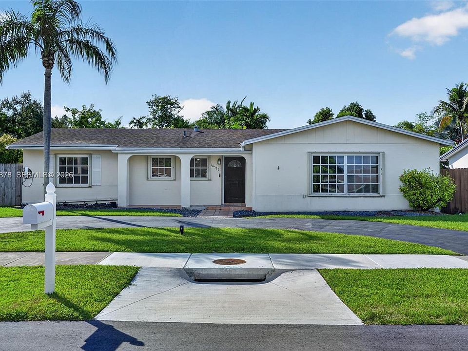 1st image of 18569 SW 89th Pl