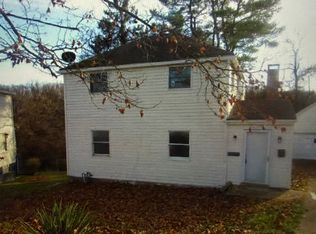 924 Jefferson Dr, Clairton, PA 15025