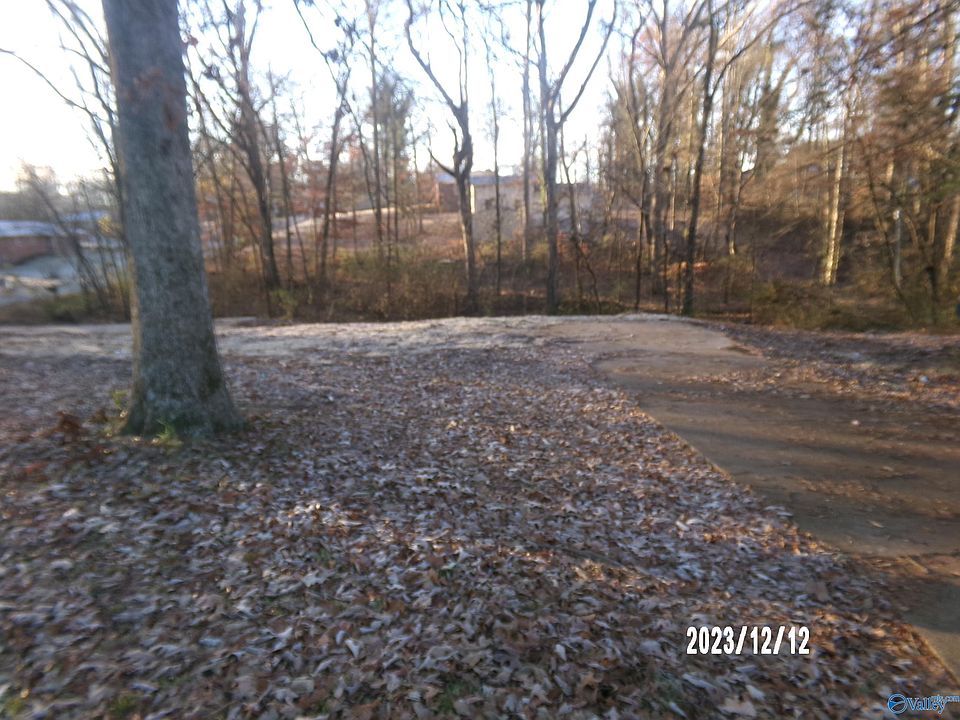 2nd image of 430 Almond St