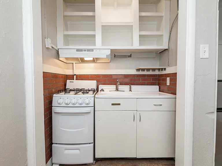 Palisade Apartments — Photo 34