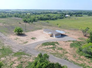 1616 Blue Creek Rd, La Vernia, TX 78121