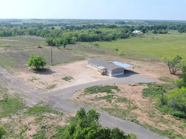 1616 BLUE CREEK RD, La Vernia, TX 78121