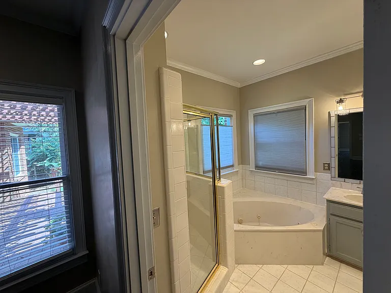 832 Shelter Cove Ct — Photo 16