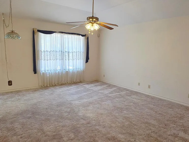 651 Purple Sage Dr — Photo 3
