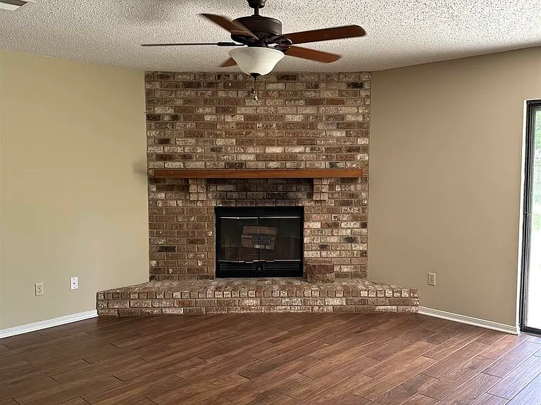 1216 Bridge Creek Ter — Photo 2