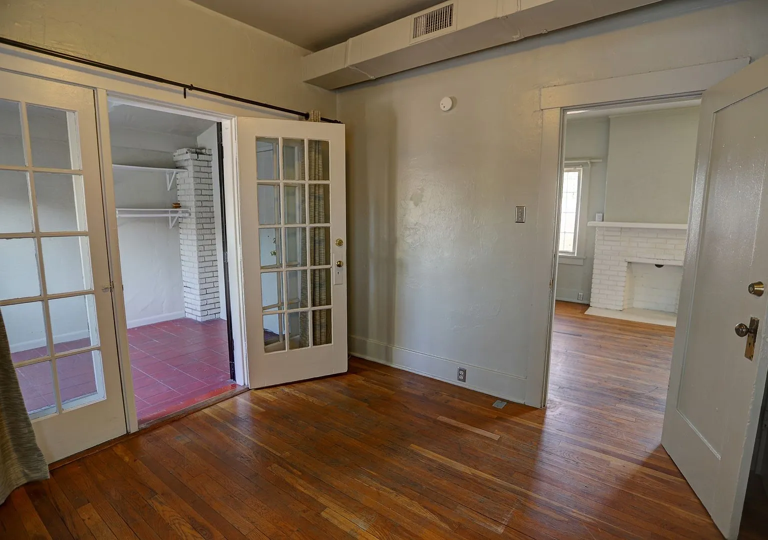 1348 N. Euclid Ave. — Photo 4
