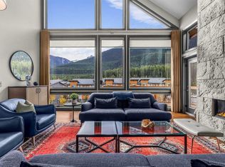 105 SW Stewart Creek Rise #404, Canmore, AB T1W0J5