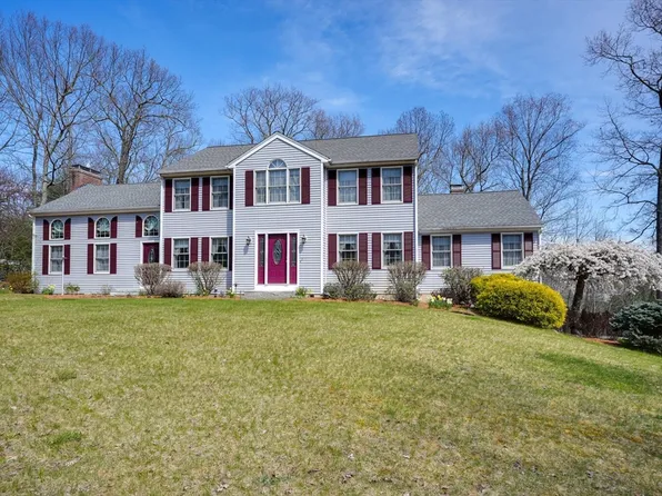 1 Bush Rd, Hudson, MA 01749