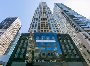 35 Balmuto St #1507, Toronto, ON M4Y 0A3