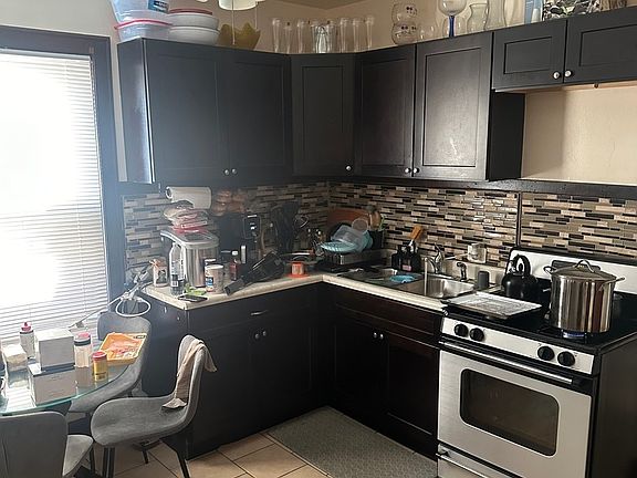 5th image of 7121 S Campbell Ave