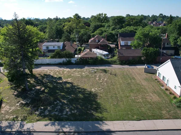 2411 Ewald Cir, Detroit, MI 48238