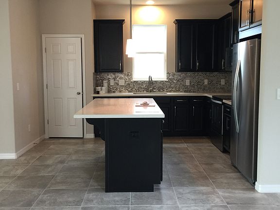 3rd image of 8016 Scagel St