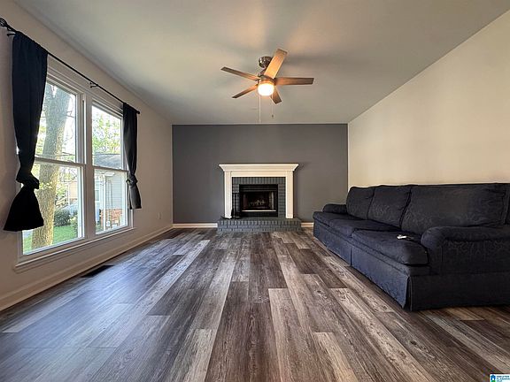 2nd image of 4812 Curtis Ln