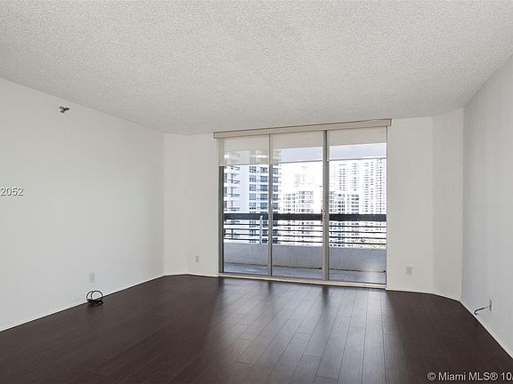 5th image of 19195 NE 36th Ct APT 1602