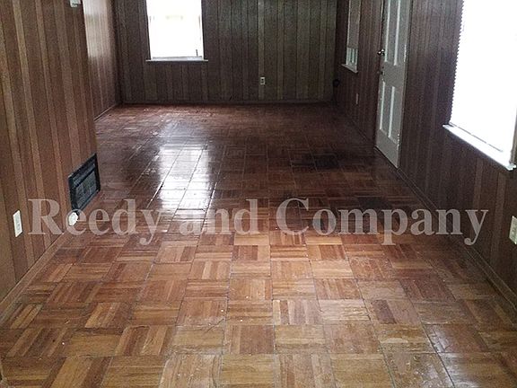5th image of 3859 Philsdale Ave