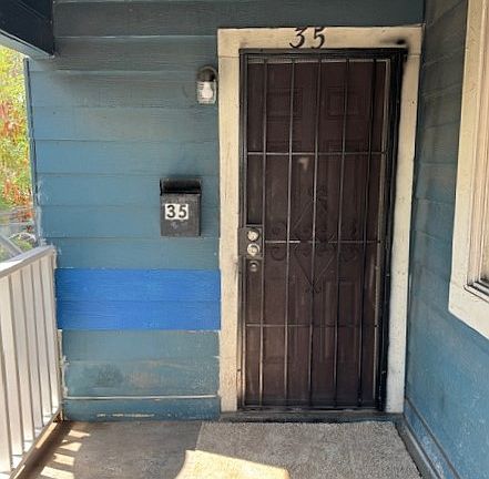 3rd image of 31-35 S Pilgrim St #2B-1BA-550SQFT