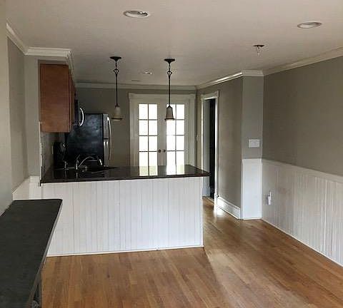 4th image of 194 Western Ave #1