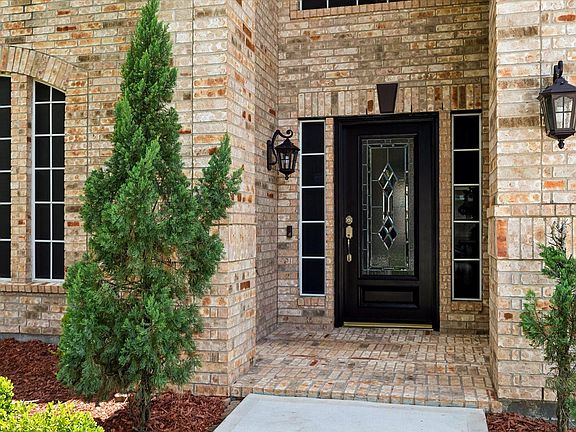 3rd image of 1226 Oxford Mills Ln