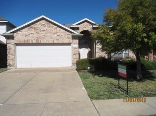6325 Melanie Dr, Fort Worth, TX 76131
