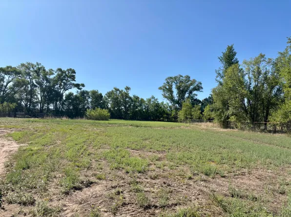 28 Charlene Ln, Belen, NM 87002