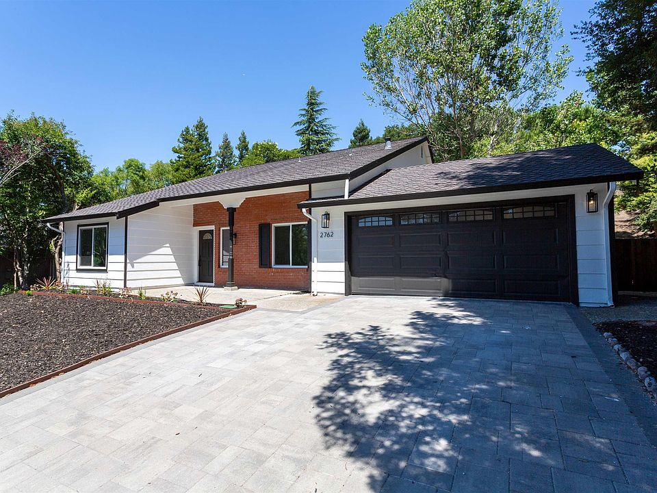1st image of 2762 Derby Dr
