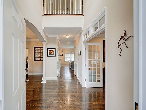5th image of 206 Prospect Avenue