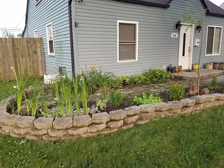 3696 Eisenhower Rd — Photo 47