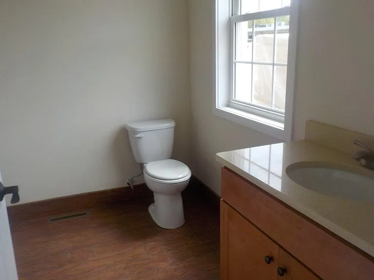 239 Easterly Pkwy — Photo 3