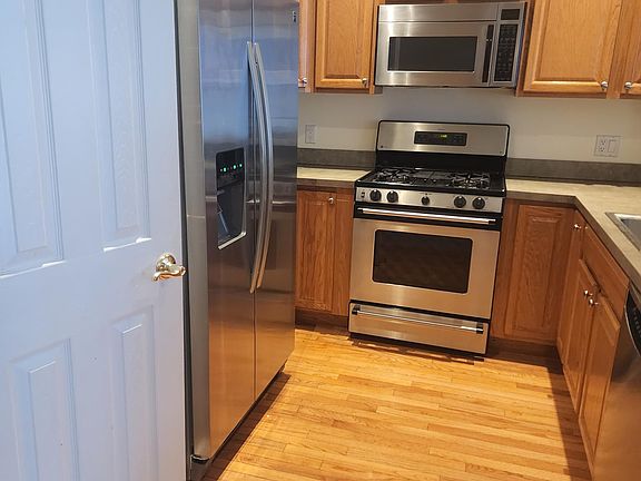 2nd image of 1606 Half Moon Bay Dr #1606