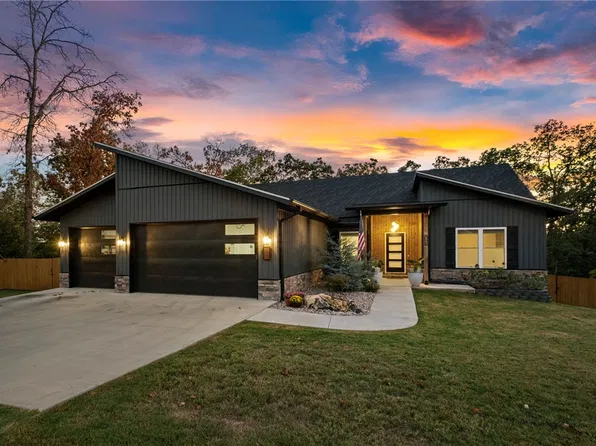 1 Todd Dr, Bella Vista, AR 72715